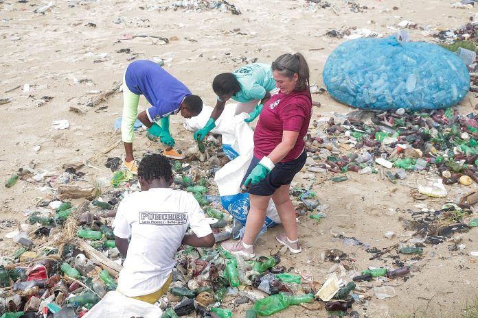 Cleaning garbage from the beach
