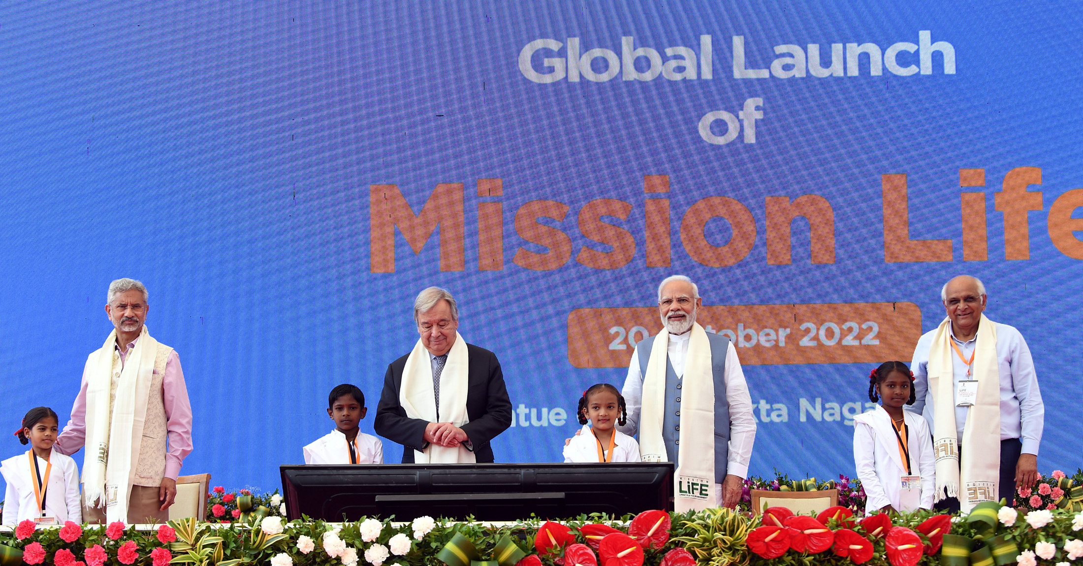 PM and the Secretary General of the United Nations, Mr. Antonio Guterres at the launch of the Mission LiFE at Statue of Unity in Ekta Nagar, Kevadia, Gujarat on October 20, 2022.