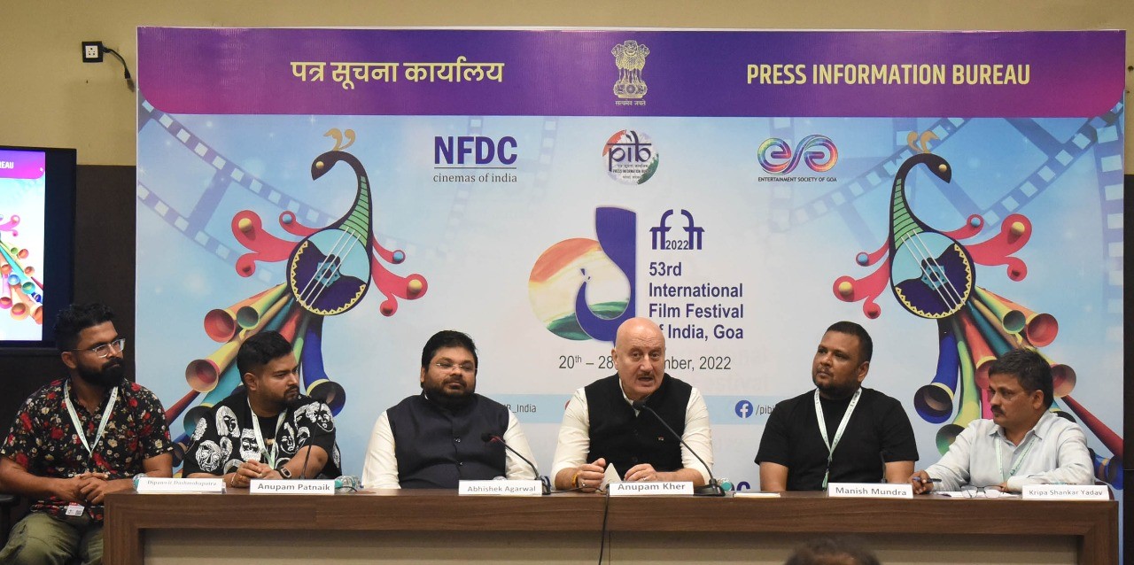 The Actor, Sh. Anupam Kher, the CBO, Zee Studios, Mr. Shariq Patel of the feature film ‘The Kashmir Files’, the Director of the feature film ‘Siya’ Mr. Manish Mundra and the Director and Producer of ‘Pratikshya’ addressing the media at the 53rd International Film Festival of India (IFFI), in Goa on November 23, 2022.