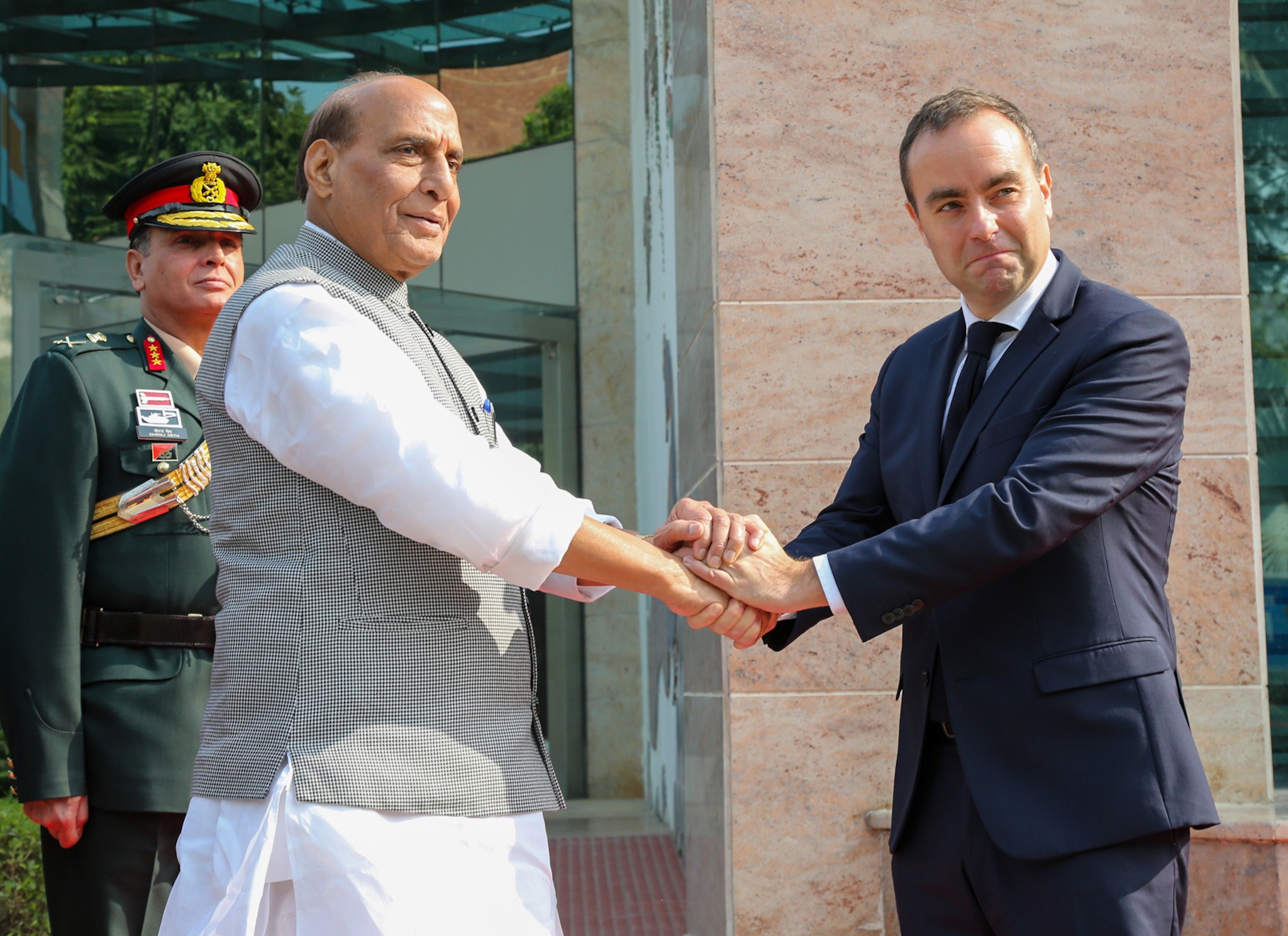 The Union Minister for Defence, Shri Rajnath Singh receiving the Minister of Armed Forces of the French Republic, Mr. Sebastien Lecornu ahead of the India-France Annual Defence Dialogue, in New Delhi on November 28, 2022.