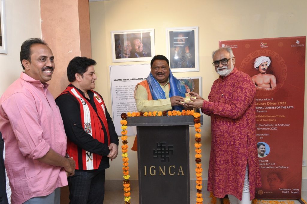 IGNCA holds a Photo Exhibition on “Janjatiya Gaurav Diwas”