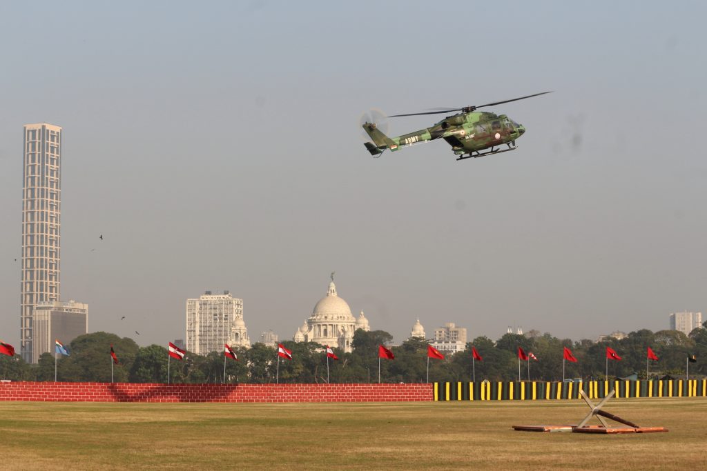 Helicopter At Vijay Diwas 2022 dropping Arms 2