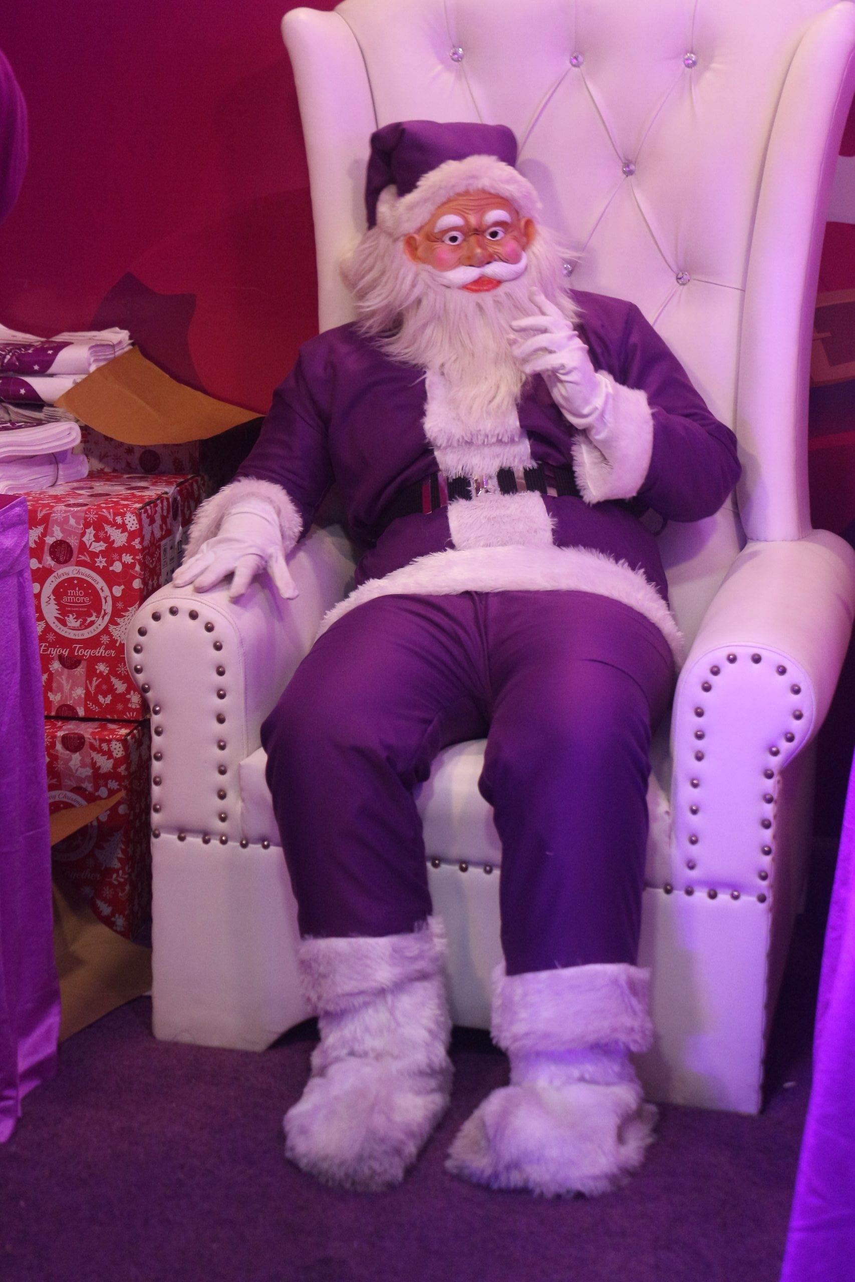 Mio Amore Purple Santa shared joy with people as a part of the Christmas celebration