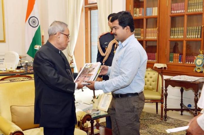 Faruque Ahamed with President Pranab Mukherjee