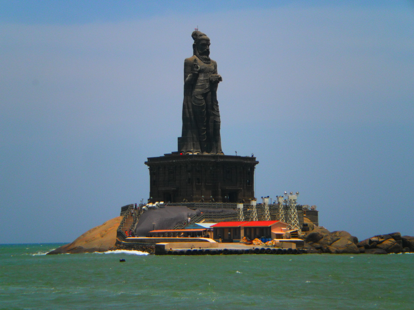 Statue of Thiruvalluvar