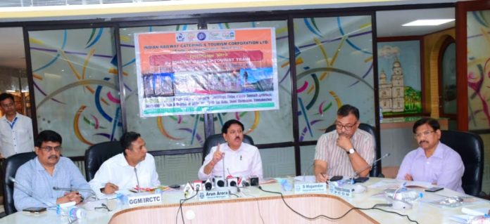 Shri Arun Arora, General Manager/Eastern Railway holding a Press Conference at Eastern Railway headquarters, Fairlie Place today regarding Running of Bharat Gaurav Special Tourist Train from Kolkata.