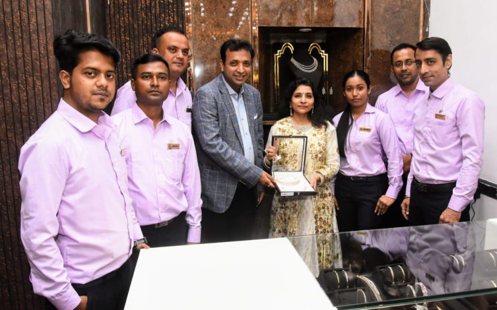 grand launch of Panna Diamond World Jewellers 4th store at Kankurgachi, Kolkata