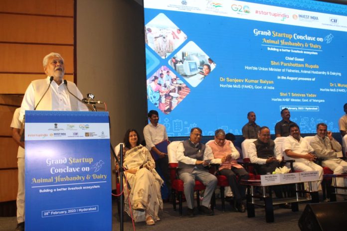 Union Minister Shri Parshottam Rupala inaugurated the grand start-up Conclave on Animal Husbandry & Dairy in Hyderabad