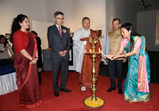 The opening ceremony was inaugurated by Shri Kumar Tuhin, Director General, Indian Council for Cultural Relations along with Smt. Temsunaro Jamir Tripathi, Director, National Gallery of Modern Art, and Korean Ambassador to India Chang Jae Bok on 22nd March (Wednesday) at National Gallery of Modern Art (NGMA New Delhi)