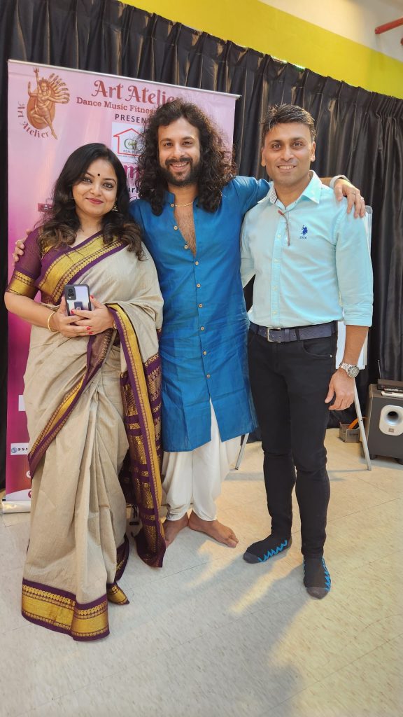 Mumbai-based Kathak-dancer Devesh Mirchandani flanked by Mallika and Sandeep Sarkar.