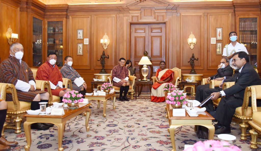 The President, Smt. Droupadi Murmu meets His Majesty the King of Bhutan, Jigme Khesar Namgyel Wangchuck at Rashtrapati Bhavan, in New Delhi on April 4, 2023.