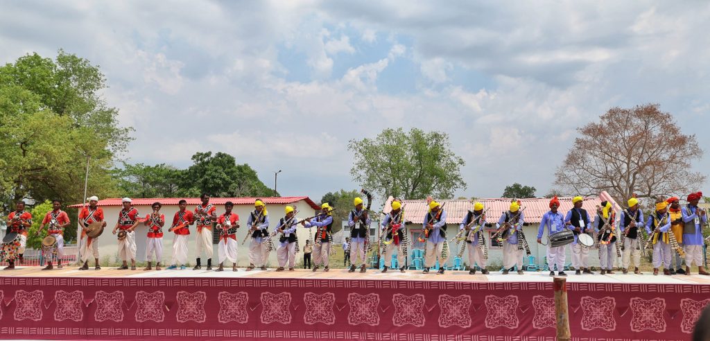 Glimpses of the performance of Madhya Pradesh artisans at the National Panchayati Raj Day Celebrations at Rewa, in Madhya Pradesh on April 24, 2023. PM present on the occasion.