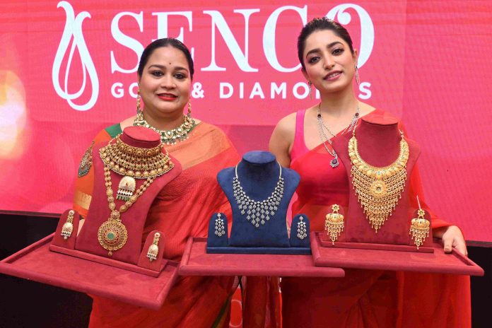 Joita Sen & Ishaa Saha_Senco Gold & Diamonds Joita Sen & Ishaa Saha_Senco Gold & Diamonds