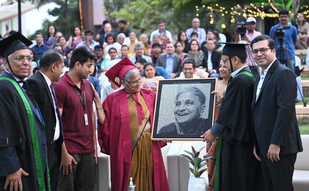 Eminent personality and philanthropist Smt. Sudha Murty interacting with Greenwood High IB Students on Graduation Day