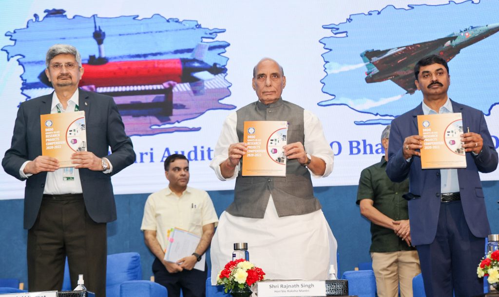 The Union Minister for Defence, Shri Rajnath Singh releasing a Compendium of invited talks about thrust areas for academia during the DRDO- Academia conclave, in New Delhi on May 25, 2023.