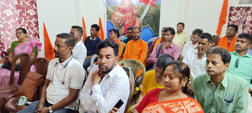  Sri Yashvant Sinha Rashtriya Maha Mantri of Akhil Bharat Hindu Maha Sabha meets West Bengal Team at Kolkata