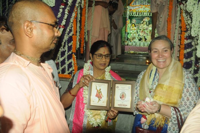 Ms. Melinda Pavek , Hon’ble Consulate General in Kolkata visited Gaudiya Mission on 13.05.2023 eve on the occasion of the closing ceremony of Chandan Yatra of Lord Sri Krishna .
