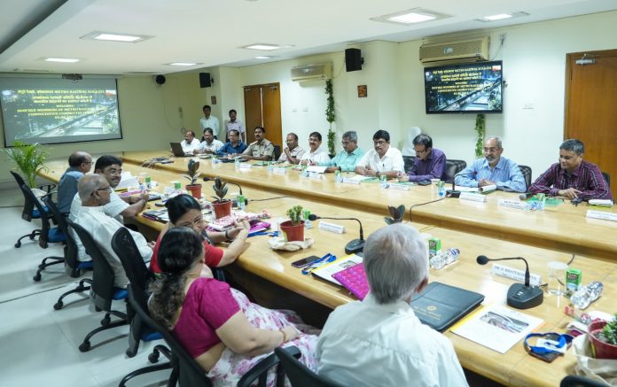 8TH METRO RAILWAY USERS’ CONSULTATIVE COMMITTEE (MRUCC) MEETING HELD AT METRO RAIL BHAVAN