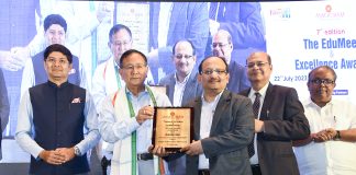The Heritage College receives an award of excellence from the Minister The Heritage College received the award of excellence for being The Most Upcoming General Degree College for the year 2023 which was received by Prof. Basab Chaudhuri, Senior Director- Academics, Heritage Group of Institutions, Kolkata from the Hon'ble Minister of the State for Education, Government of India Dr. Rk. Ranjan Singh.
