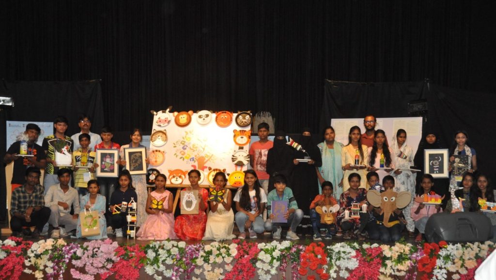 Science City, Kolkata in collaboration with National Sample Survey Office organized the workshop ‘Waste to Wealth’ for underprivileged children