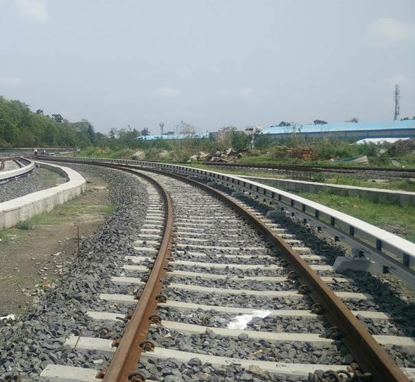 Indian Railways’ Kolkata Metro plans to replace steel third rail with composite Aluminium third rail.