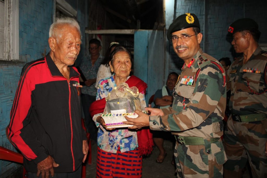 Brig Vikram Singh, Cdr 7 Sector along with Comdt 12 AR met Hav Mering AO and interacted with his wife and family members on 04 September.