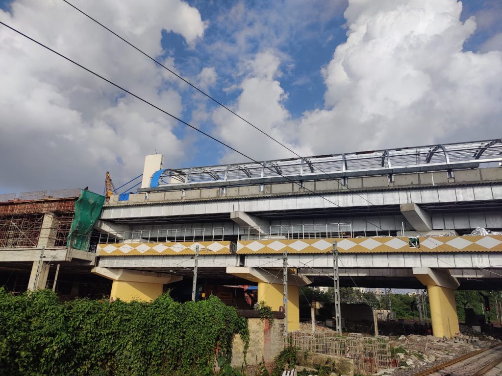 The construction work of the Majerhat Metro station of the Joka-Esplanade Corridor (Purple Line) is going on in full swing.