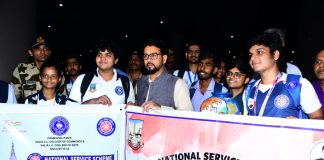 Anurag Singh Thakur inaugurates Amrit Kalash Yatra Union Minister for Information Broadcasting and Youth Affairs & Sports, Anurag Singh Thakur, inaugurated the Amrit Kalash Yatra organized by Nehru Yuva Kendra, Mumbai under Meri Mati Mera Desh Abhiyan.