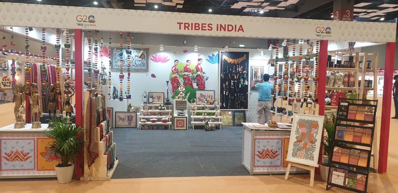 TRIBES INDIA PAVILION AT CRAFTS BAZAAR AT BHARAT MANDAPAM SHOWCASES WIDE RANGE OF TRIBAL ART AND ARTIFACTS FOR THE G20 LEADERS' SUMMIT.