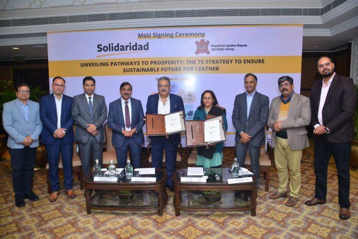 Ms. Monika Khanna Country Head, Solidaridad India, and Mr. Sanjay Leekha, Chairman, Council for Leather Exports (CLE) post the signing of the MoU in the presence of Mr. R. Selvam (IAS), Executive Director, CLE, and Dr. Sha.