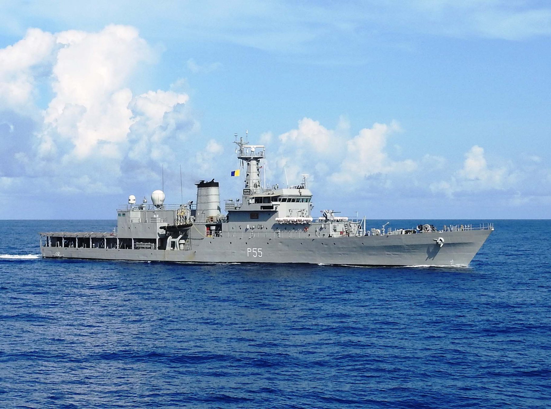INDIAN NAVY RESPONDS TO THE HIJACKING OF SRI LANKAN FISHING VESSEL IN COLLABORATION WITH SEYCHELLES DEFENCE FORCES AND SRI LANKA NAVY