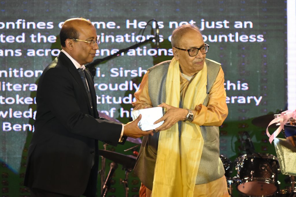 Shirshendu Mukhopadhyay, a renowned author was honoured with the Adamas Excellence Award for his notable contributions to literature.