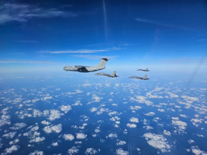 IAF IL-78 Refueller and Su-30MKI participating in Exercise Desert Knight conducted over the Arabian Sea on 23 Jan 24.