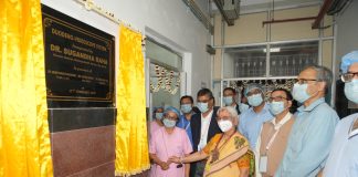 DR. SUGANDHA RAHA, DIRECTOR GENERAL RAILWAY HEALTH SERVICES INSPECTS B.R. SINGH HOSPITAL DR. SUGANDHA RAHA, DIRECTOR GENERAL RAILWAY HEALTH SERVICES INSPECTS B.R. SINGH HOSPITAL.
