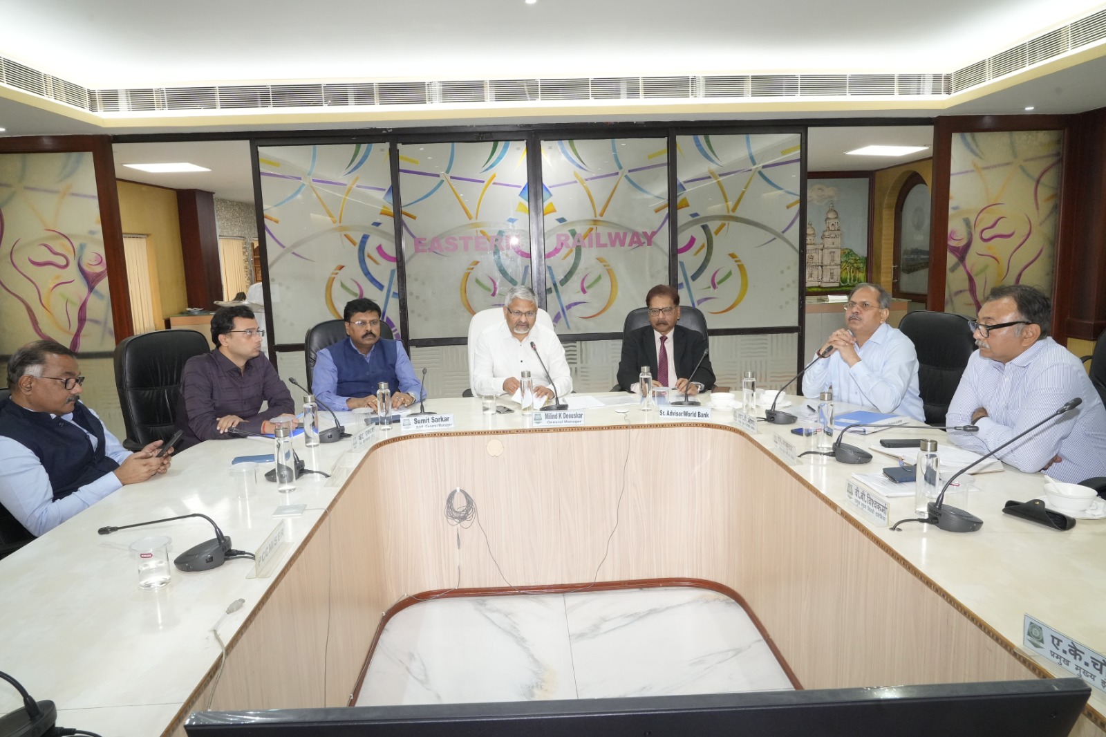 Shri Milind K Deouskar, General Manager, Eastern Railway attended a high-level meeting on “Dissemination Worldhop on World Bank’s Initiative for Regional Rail Integration” with the representatives of World Bank through video conference.
