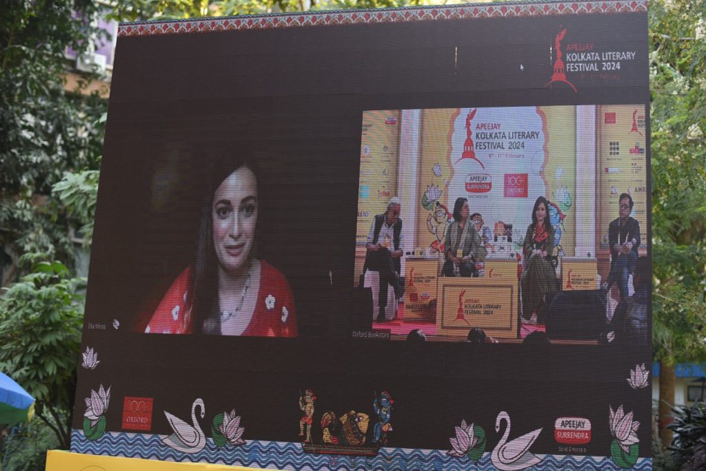 On Screen- Dia Mirza, On Stage from left to right- Bittu Sahgal, Neela Majumdar, Gargi Rawat and Rajat Chaudhuri
