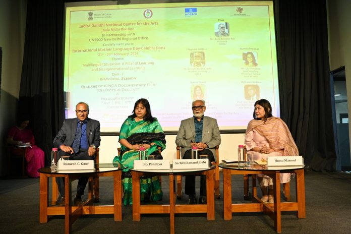 L-R: Ramesh C. Gaur; Ms. Lily Pandeya, Joint Secretary, MoC, GoI; Dr. Sachchidanand Joshi, Member Secretary of IGNCA; Dr. Huma Masood, Senior Gender Specialist at UNESCO, New Delhi.