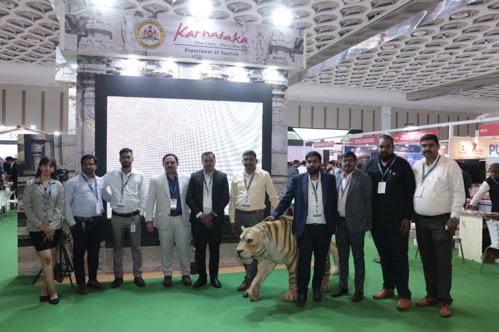 Karnataka Tourism Pavilion shines at OTM Mumbai 2024, garners Excellence Award.