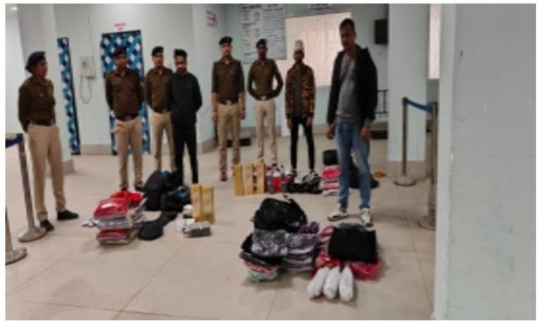 RPF DETAINED THREE PASSENGERS OF MAITREE EXPRESS AT KOLKATA STATION FOR CARRYING RESTRICTED ITEMS.
