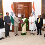 India, met the Hon’ble President of India, Shrimati Droupadi Murmu, and submitted its Report.
