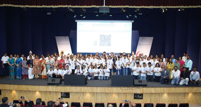 Young innovators shine at the ‘Student Entrepreneurship Program - Seed the Future Entrepreneurs’ finale organized by Atal Innovation Mission and La Fondation Dassault Systemes India