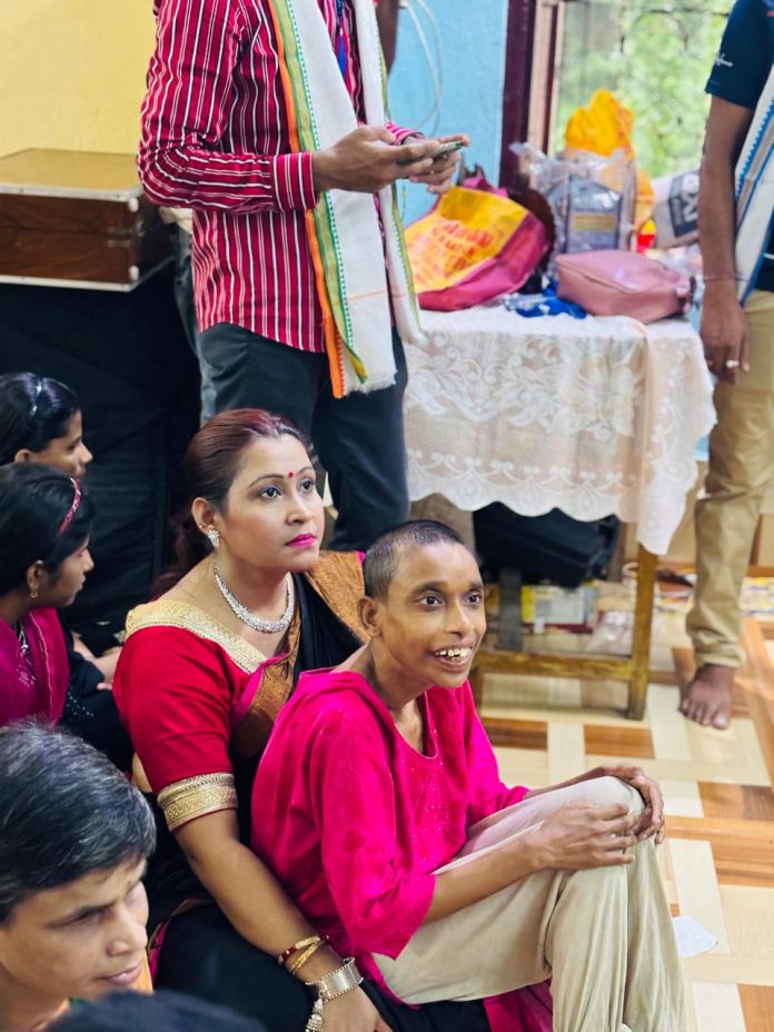 সোনার বাংলা ফাউন্ডেশনের পক্ষ থেকে মূক ও বধির বাচ্চাদের নিয়ে বিশেষ অনুষ্ঠান
