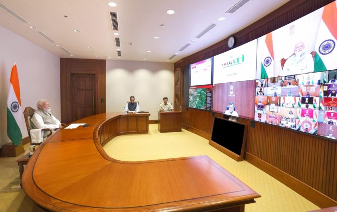 PM Modi Reviews ₹30,000 Crore Infrastructure Projects, Pushes Faster Execution and Digital Governance at 52nd PRAGATI Meeting