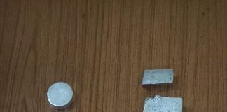 ALERT RPF PERSONNEL RECOVERED 6.4 KG SILVER BARS FROM A PASSENGER AT HOWRAH METRO STATION ALERT RPF PERSONNEL RECOVERED 6.4 KG SILVER BARS FROM A PASSENGER AT HOWRAH METRO STATION.