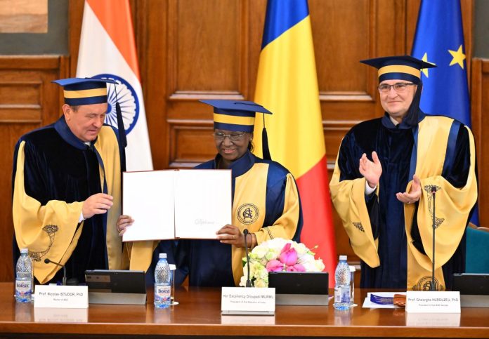 BUCHAREST UNIVERSITY OF ECONOMIC STUDIES CONFERS HONORARY DOCTORATE ON THE PRESIDENT