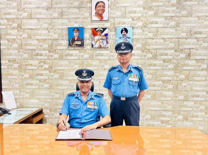 Group Captain Pankaj Upadhyay Takes Command of Embarkation Headquarters, Kolkata