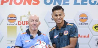 Kolkata Derby to kickstart the 135th IndianOil Durand Cup Antonio López Habas, Head Coach, East Bengal FC, and Jeakson Singh Thounaojam, player, East Bengal FC, pose with the official match ball of the 135th IndianOil Durand Cup during the official pre-match press conference ahead of the tournament opener between East Bengal FC and Mohun Bagan Super Giant at the Vivekananda Yuba Bharati Krirangan in Kolkata on Friday.
