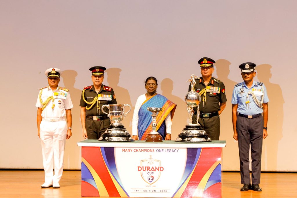 (From L-R): Admiral Krishna Swaminathan PVSM, AVSM, VSM, Chief of the Naval Staff; General N S Raja Subramani, PVSM, AVSM, SM, VSM, Chief of Defence Staff (CDS), Chairman Chief of Staff Committee and President, Durand Football Tournament Society; Droupadi Murmu, Hon'ble President of India; General Dhiraj Seth, PVSM, UYSM, AVSM, Chief of the Army Staff; Air Marshal S. Sivakumar, VSM, Air Officer in Charge Administration, pose with the Durand Cup Trophy, the President's Cup and the Shimla Trophy following the unveiling and flag-off ceremony of the 135th IndianOil Durand Cup Trophy Tour at the Rashtrapati Bhavan Cultural Centre in New Delhi on Tuesday.