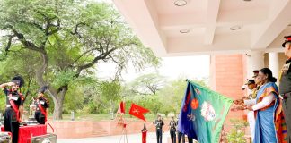 রাষ্ট্রপতির হাত ধরে ১৩৫ তম ইন্ডিয়ান অয়েল ডুরান্ড কাপের ট্রফি উন্মোচন, বেজে গেল এশিয়ার প্রাচীনতম ফুটবল-উৎসবের দামামা! Hon. President of India Smt. Droupadi Murmu Flags Off 135th Durand Cup Trophies.