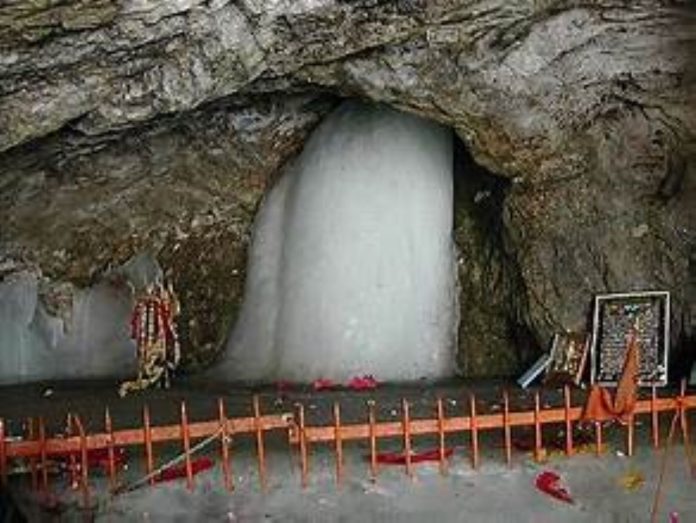 AMARNATH TEMPLE (Image from Wikipedia) AMARNATH TEMPLE (Image from Wikipedia)